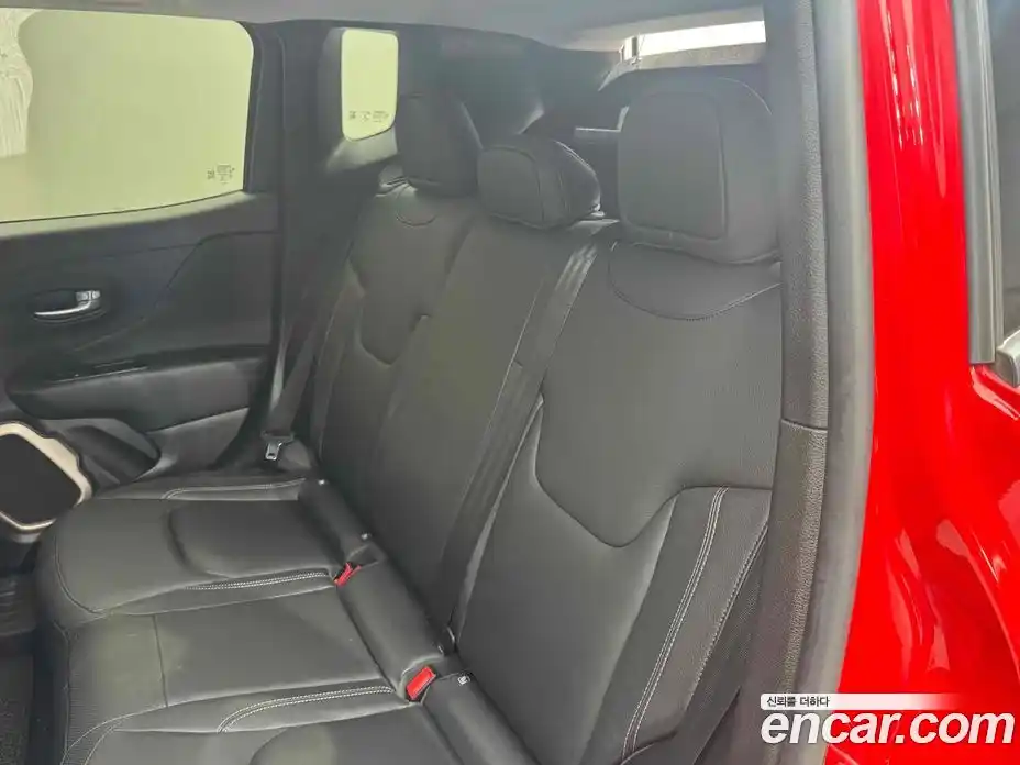 Jeep Renegade 2017 2.4 Автомат в Москве № 232547, фото 11