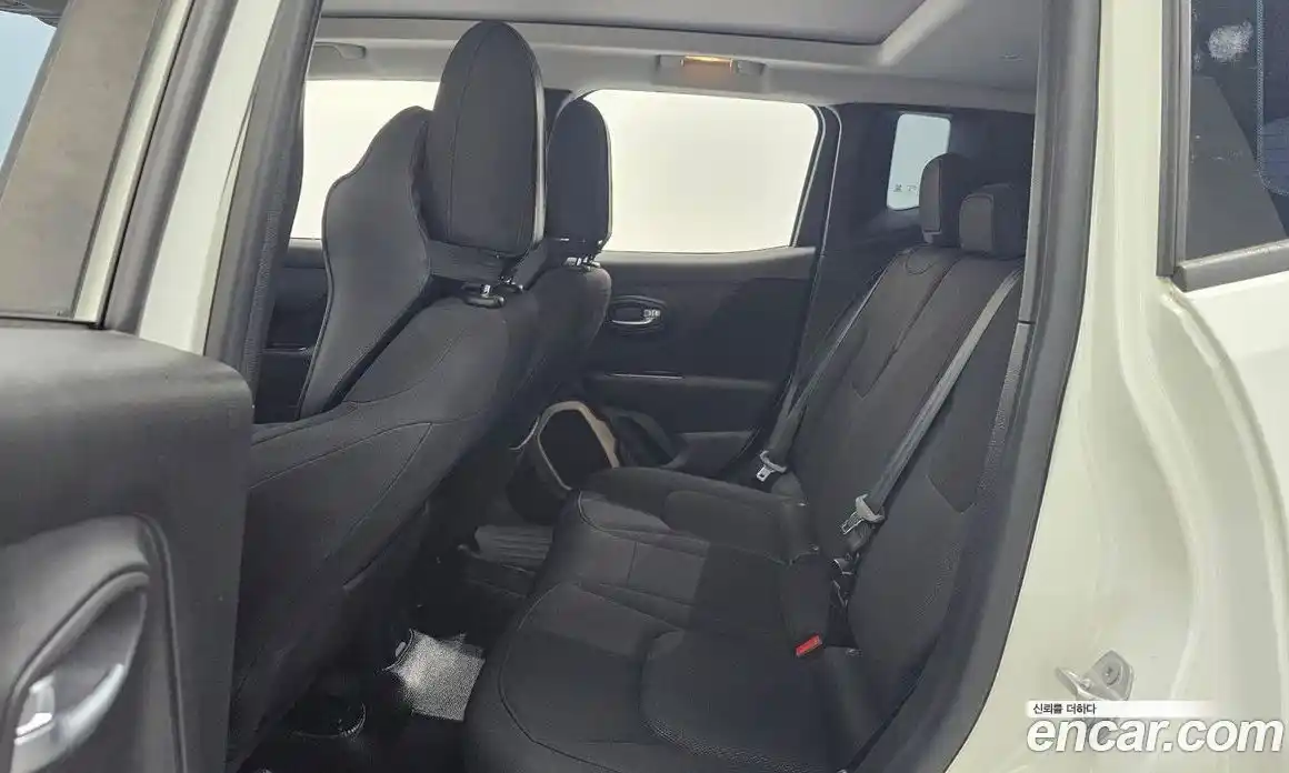 Jeep Renegade 2016 2.4 Автомат в Москве № 232551, фото 13