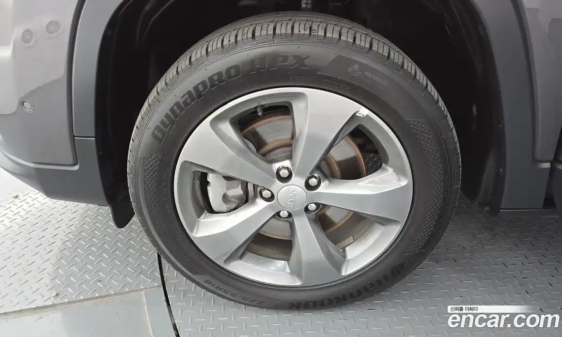 Jeep Cherokee 2021 2.4 Автомат в Москве № 232570, фото 4