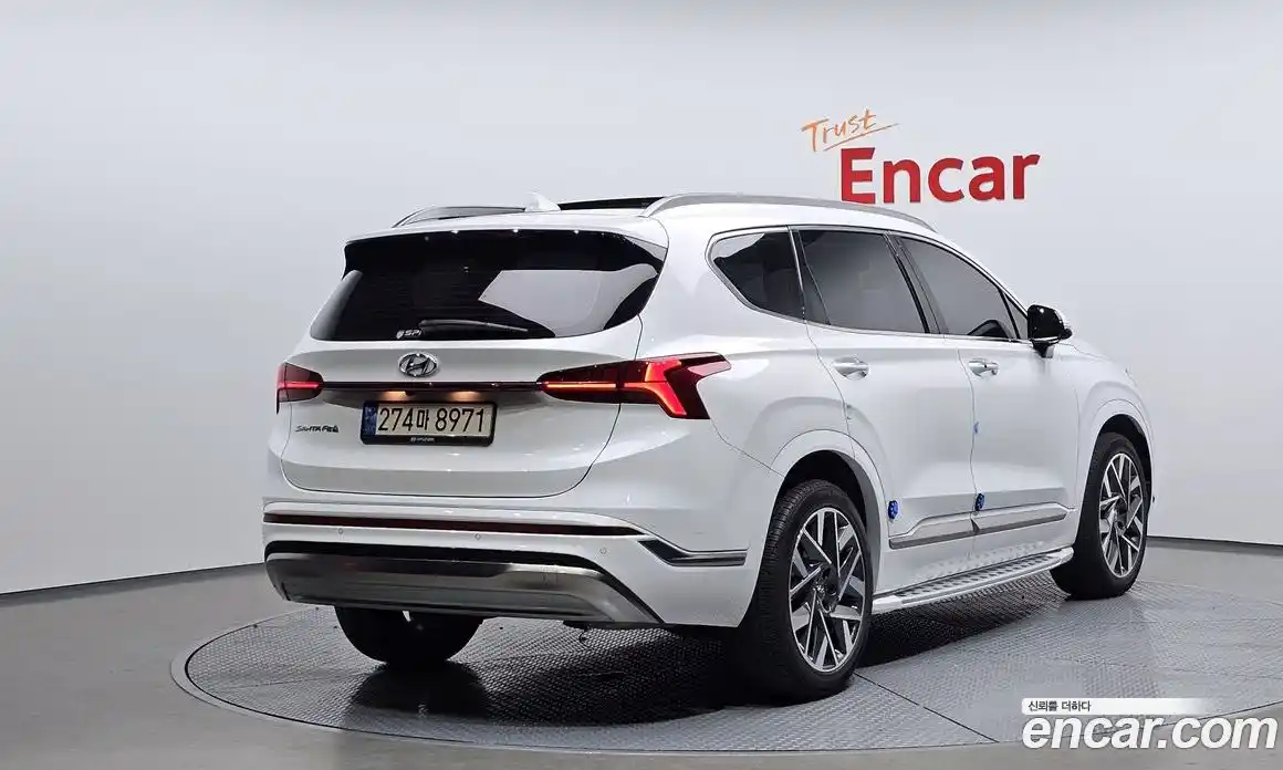 Hyundai Santa Fe 2021 2.5 Автомат в Москве № 2330, фото 2