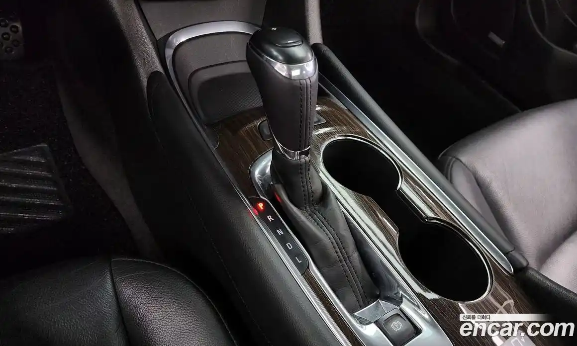 Chevrolet Malibu 2017 2.0 Автомат в Москве № 238683, фото 9