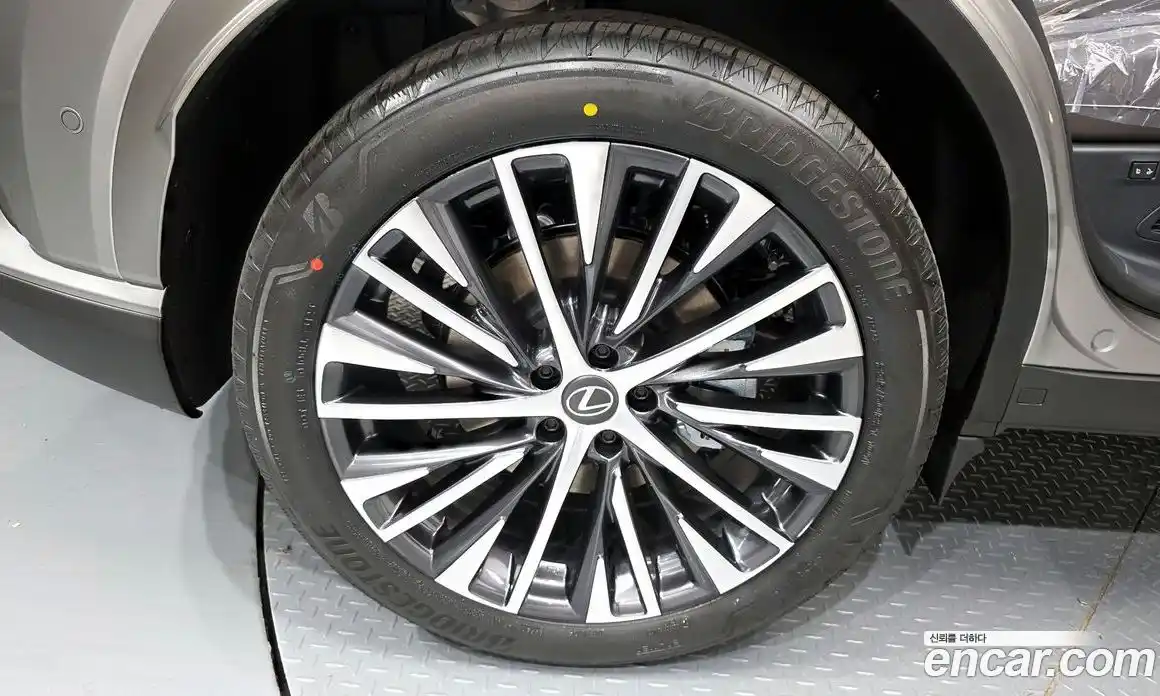 Lexus RX 2026 2.5 Автомат в Москве № 253950, фото 7