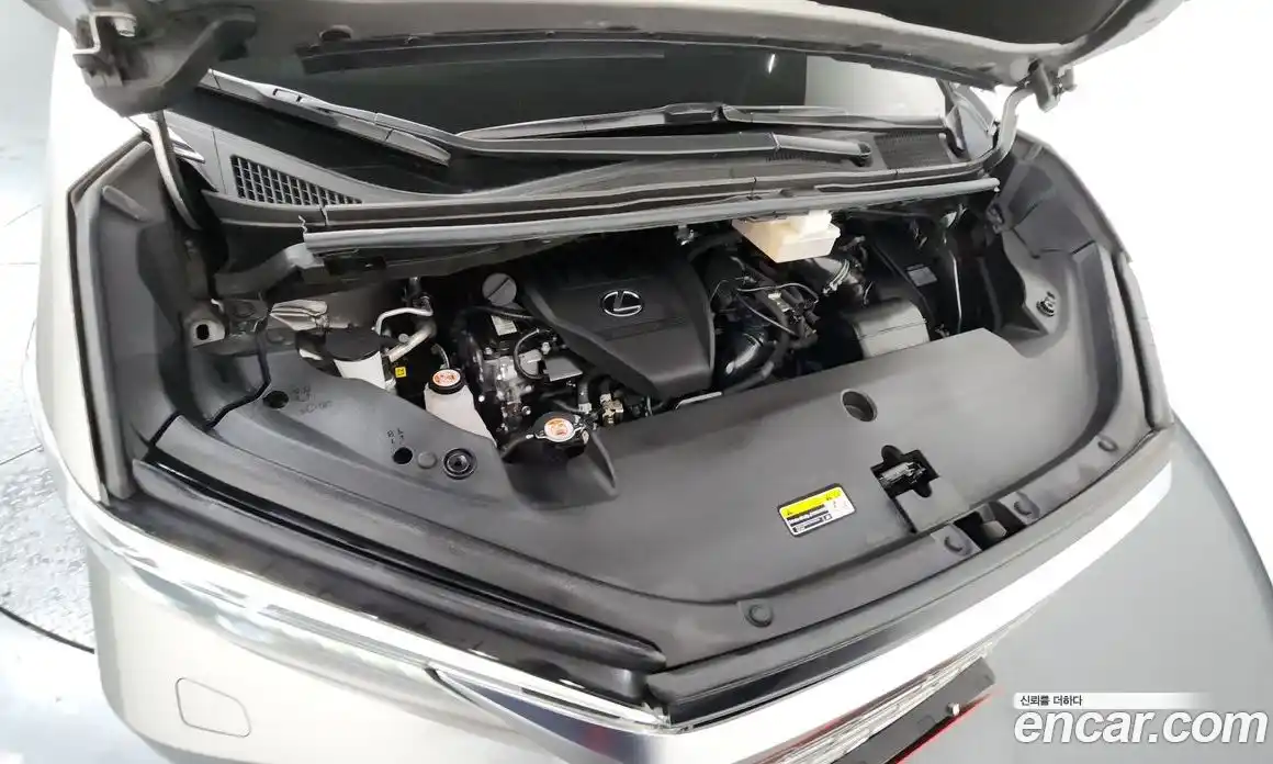 Lexus LM 2025 2.4 Автомат в Москве № 254069, фото 13