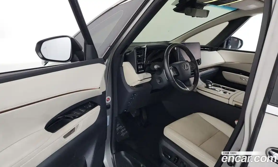 Lexus LM 2025 2.4 Автомат в Москве № 254069, фото 14