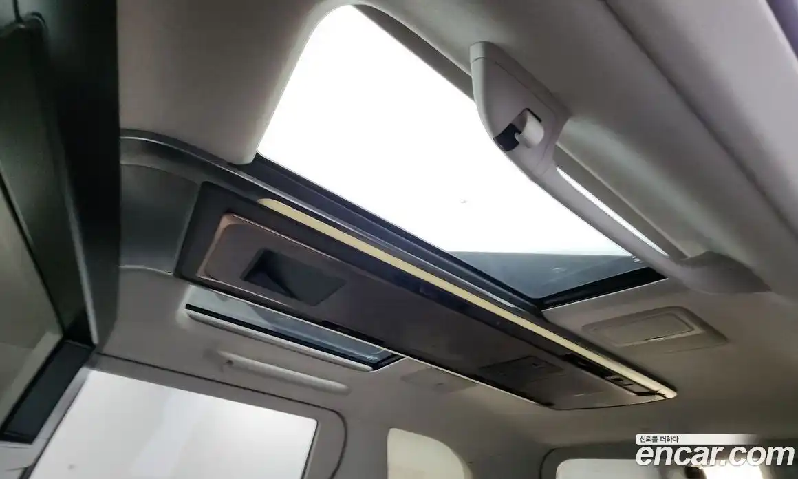 Lexus LM 2025 2.4 Автомат в Москве № 254069, фото 16