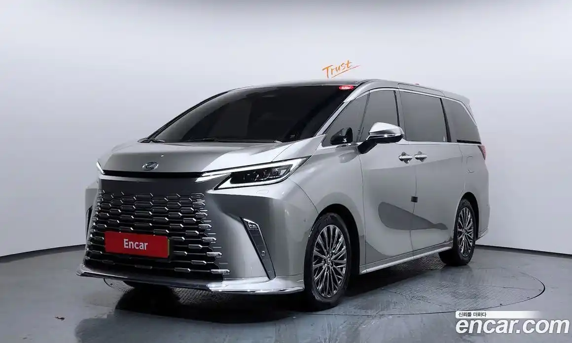 Lexus LM 2025 2.4 Автомат в Москве № 254069, фото 3