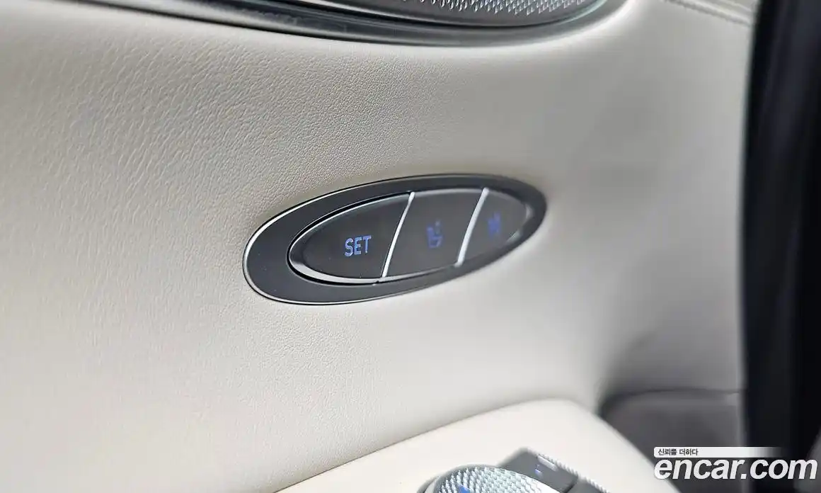 Genesis GV70 2021 2.5 Автомат в Москве № 25407, фото 15