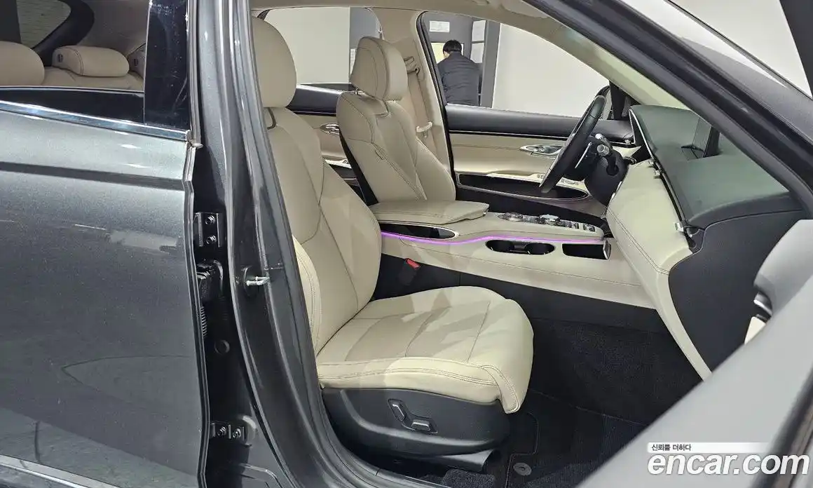 Genesis GV70 2021 2.5 Автомат в Москве № 25407, фото 19