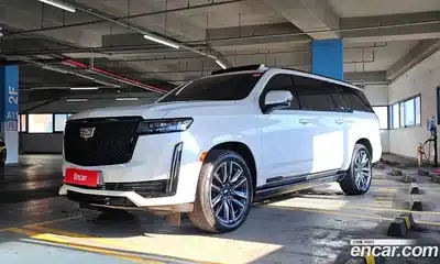 Cadillac Escalade 2023 6.2 Автомат в Москве № 256373, миниатюра 10