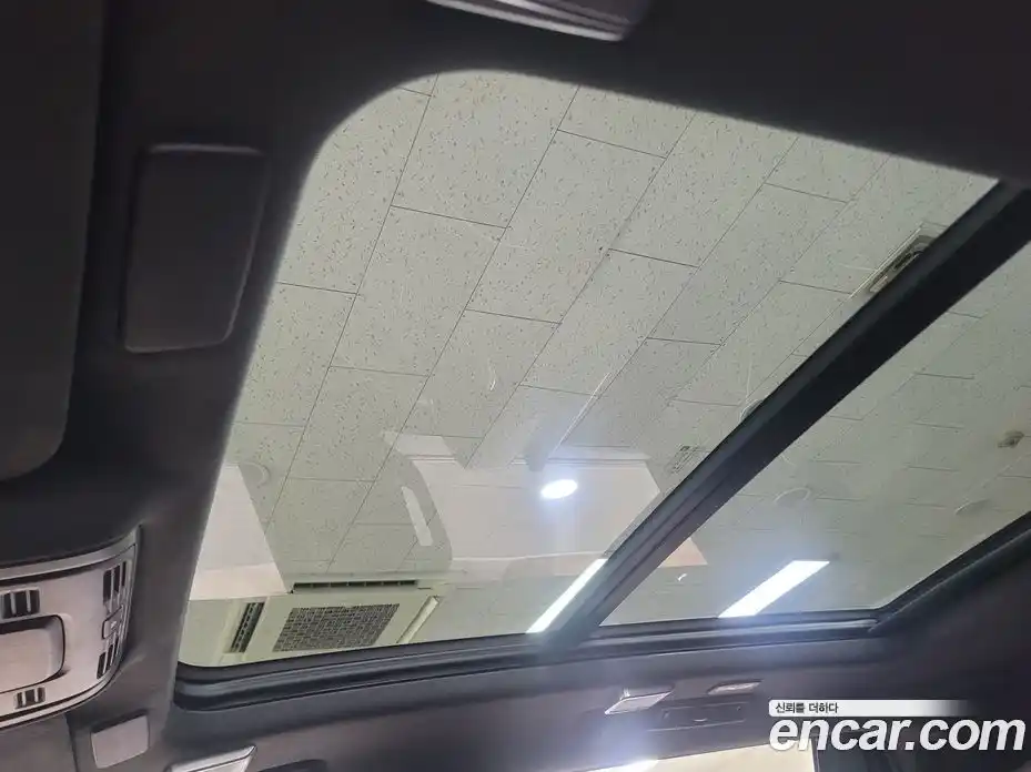 Cadillac Escalade 2023 6.2 Автомат в Москве № 256534, фото 13