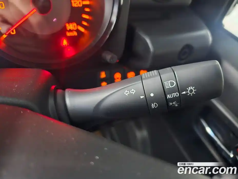 Suzuki Jimny 2025 0.7 Автомат в Москве № 257795, фото 12