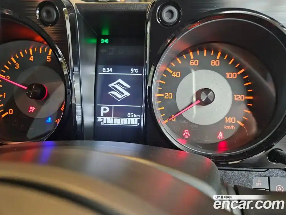 Suzuki Jimny 2025 0.7 Автомат в Москве № 257795, фото 8