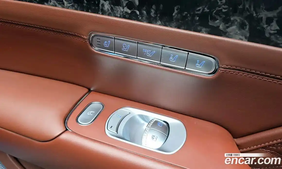 Genesis G90 2022 3.5 Автомат в Москве № 26713, фото 18