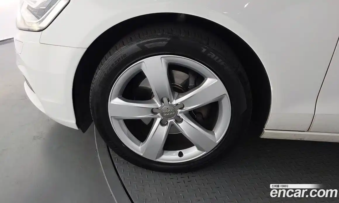 Audi A6 2015 2.0 Автомат в Москве № 268917, фото 18