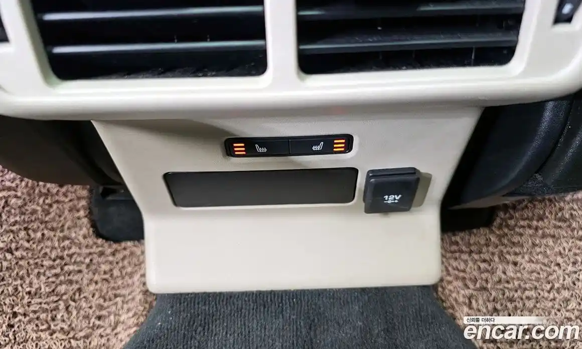 Land Rover Range-Rover Velar 2018 3.0 Автомат в Москве № 271487, фото 17