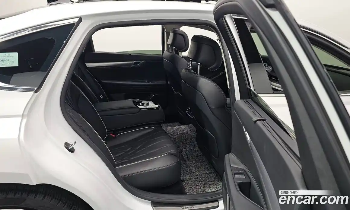 Genesis G80 2024 2.5 Автомат в Москве № 27207, фото 11