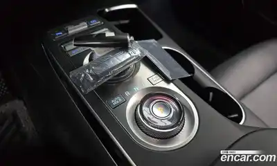 Genesis GV70 2024 2.5 Автомат в Москве № 27393, миниатюра 10