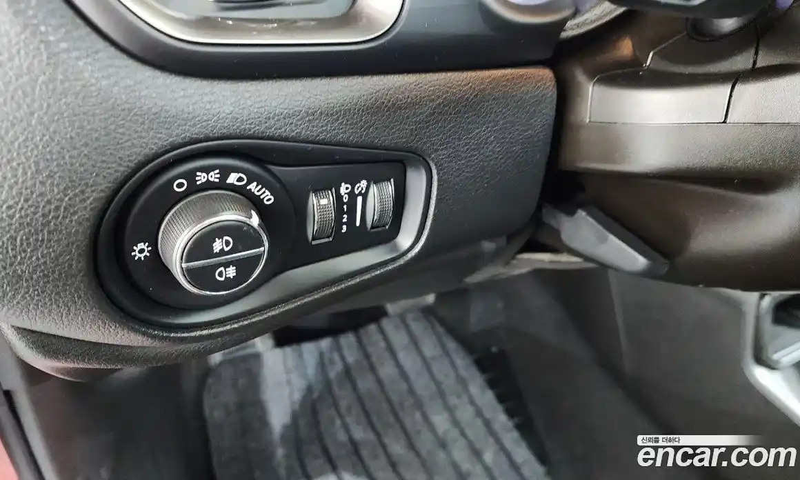 Jeep Renegade 2020 1.6 Автомат в Москве № 278890, фото 18