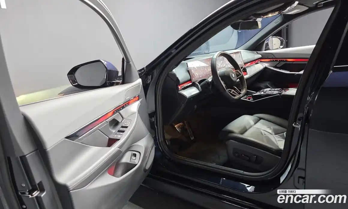 BMW 5-Series 2025 2.0 Автомат в Москве № 278984, фото 12