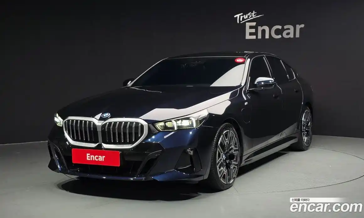 BMW 5-Series 2025 2.0 Автомат в Москве № 278984, фото 6