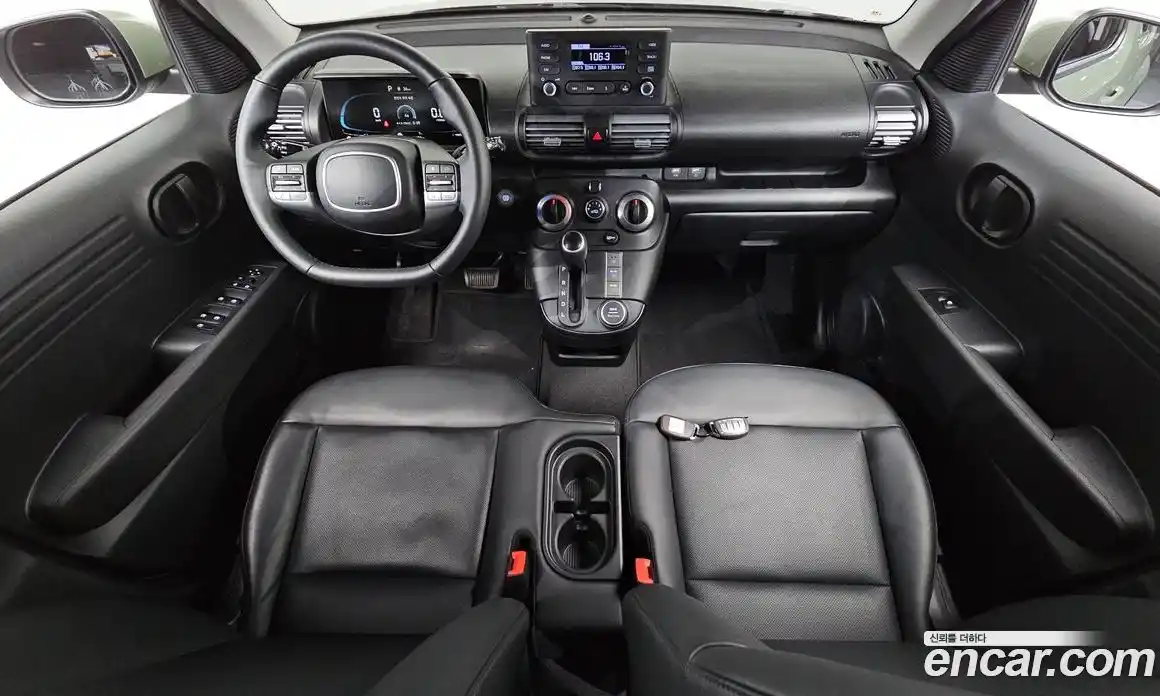 Hyundai Casper 2024 1.0 Автомат в Москве № 279375, фото 11