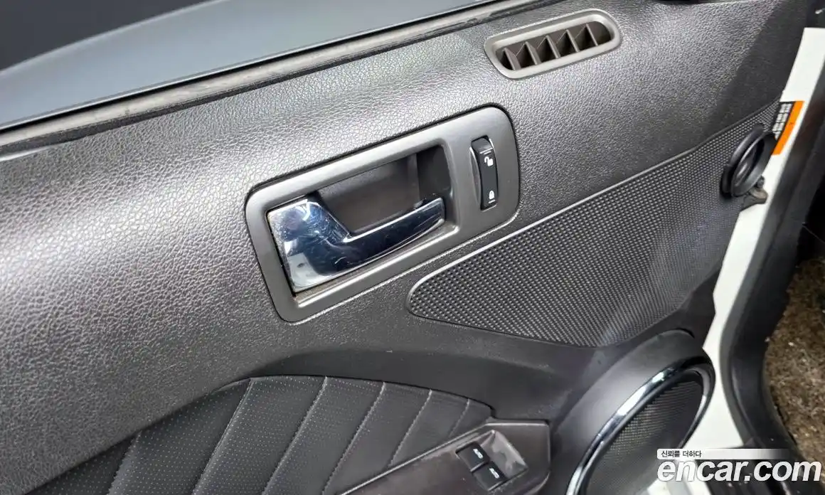 Ford Mustang 2013 3.7 Автомат в Москве № 281593, фото 16