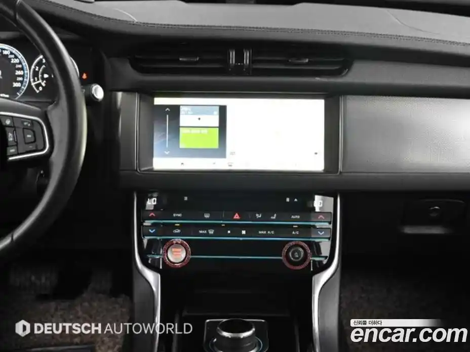 Jaguar XF 2017 2.0 Автомат в Москве № 283923, фото 14