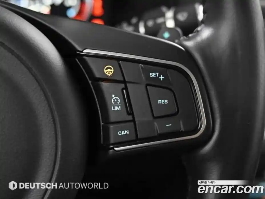 Jaguar XF 2017 2.0 Автомат в Москве № 283923, фото 17