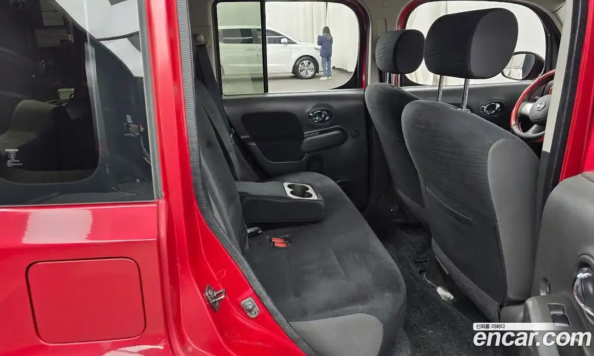 Nissan Cube 2011 1.8 Автомат в Москве № 284947, фото 16