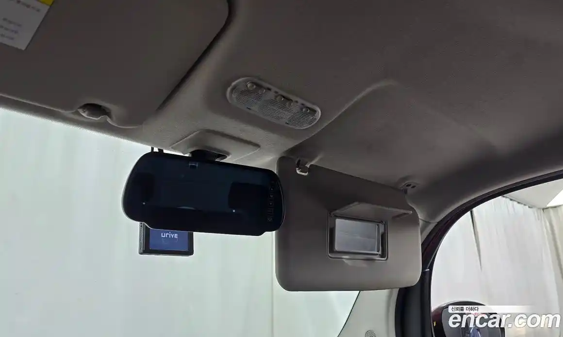 Nissan Cube 2011 1.8 Автомат в Москве № 284947, фото 20