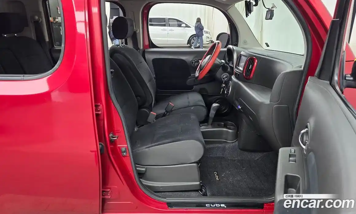 Nissan Cube 2011 1.8 Автомат в Москве № 284947, фото 5