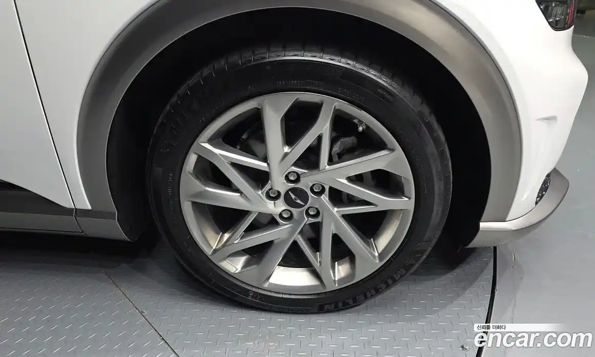 Genesis GV60 2022 0.1 Автомат в Москве № 289530, фото 18