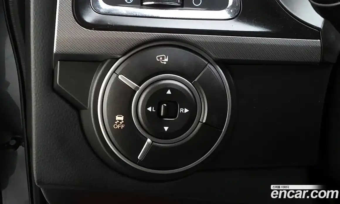 SsangYong Korando 2016 2.0 Автомат в Москве № 29345, фото 3