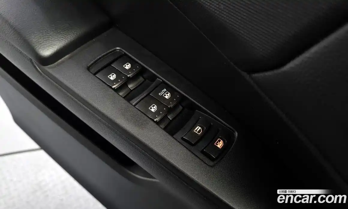 SsangYong Korando 2016 2.0 Автомат в Москве № 29345, фото 6