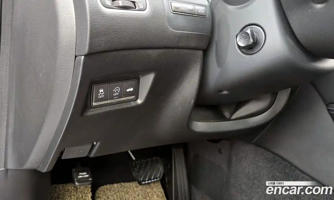 Infiniti Q50 2015 2.1 Автомат в Москве № 295013, фото 18