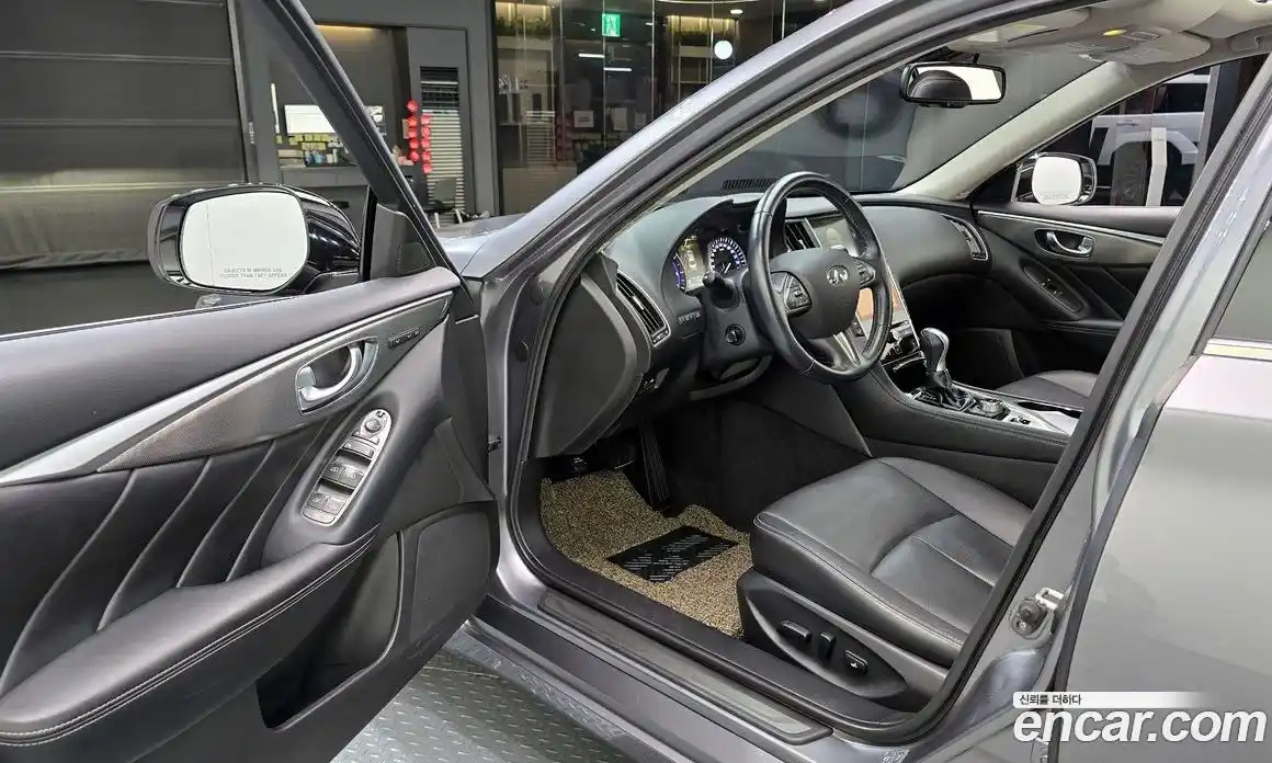 Infiniti Q50 2015 2.1 Автомат в Москве № 295013, фото 6