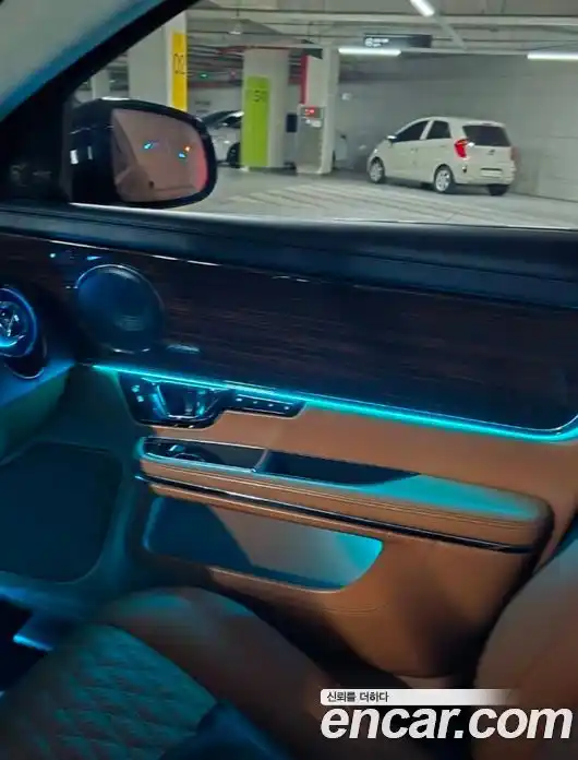 Jaguar XJ 2018 3.0 Автомат в Москве № 305181, фото 18