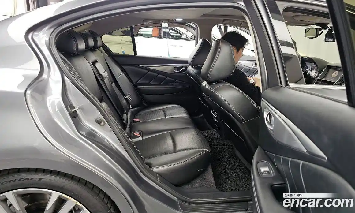 Infiniti Q50 2018 3.5 Автомат в Москве № 305299, фото 12