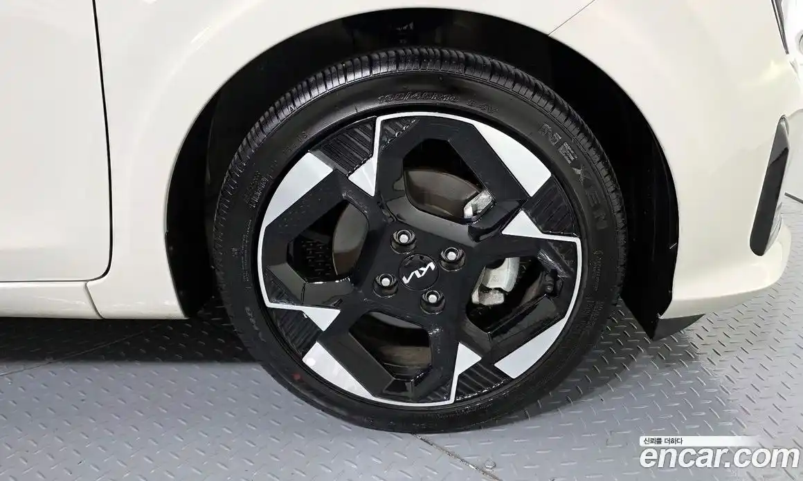 Kia Morning 2024 1.0 Автомат в Москве № 306326, фото 16