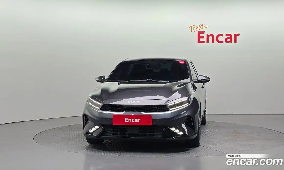 Kia K3 2023 1.6 Автомат в Москве № 308022, фото 1