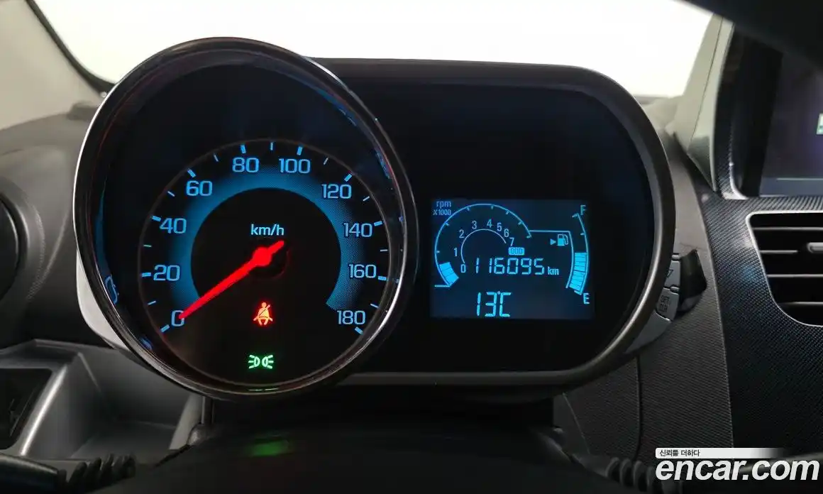 Chevrolet Spark 2014 1.0 Автомат в Москве № 309446, фото 16