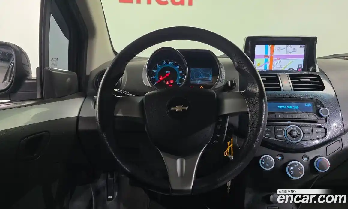 Chevrolet Spark 2014 1.0 Автомат в Москве № 309446, фото 17