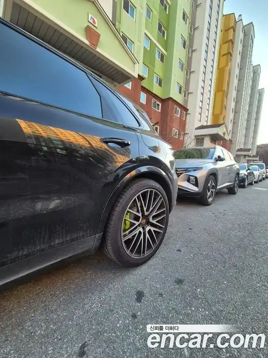 Porsche Cayenne 2025 3.0 Автомат в Москве № 312703, фото 3