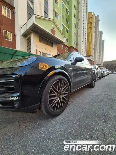 Porsche Cayenne 2025 3.0 Автомат в Москве № 312703, миниатюра 6