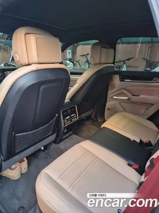 Porsche Cayenne 2025 3.0 Автомат в Москве № 312703, фото 10