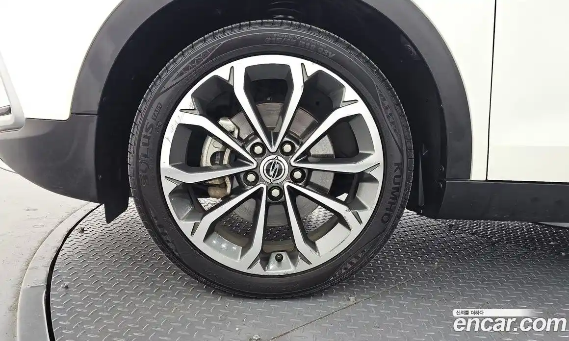 SsangYong TIBOLI 2017 1.6 Автомат в Москве № 31357, фото 5