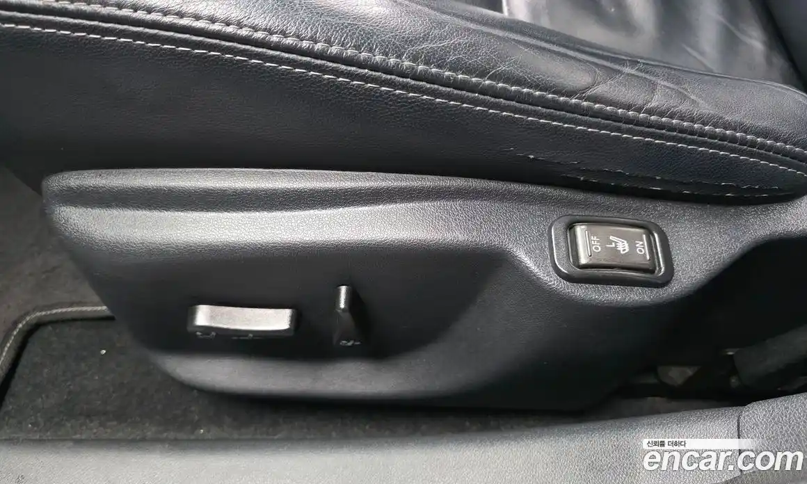 Renault SM3 2010 1.6 Автомат в Москве № 316999, фото 12