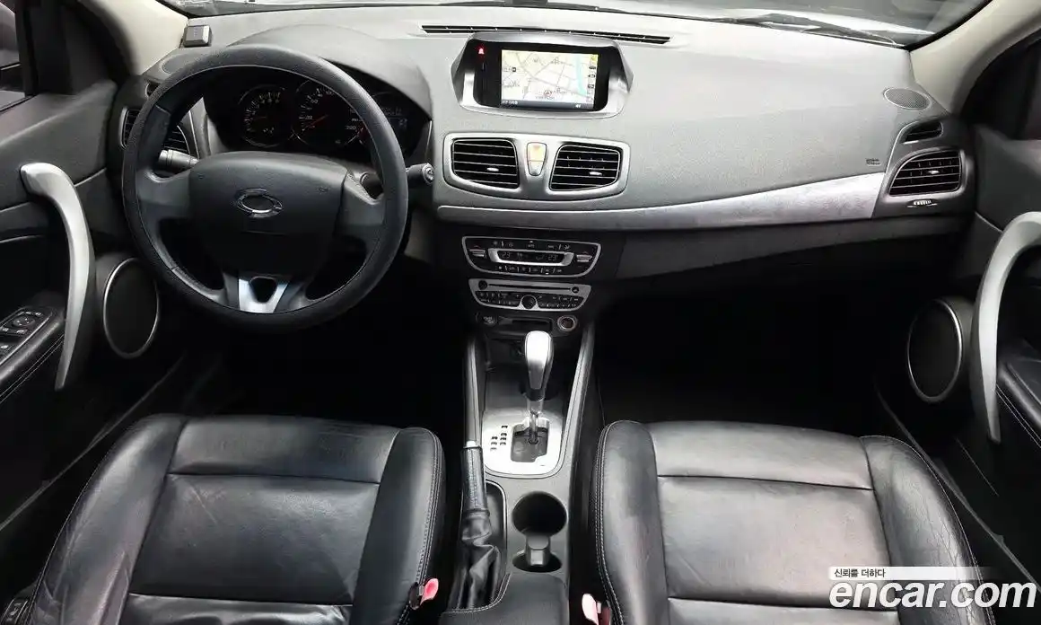 Renault SM3 2010 1.6 Автомат в Москве № 316999, фото 13