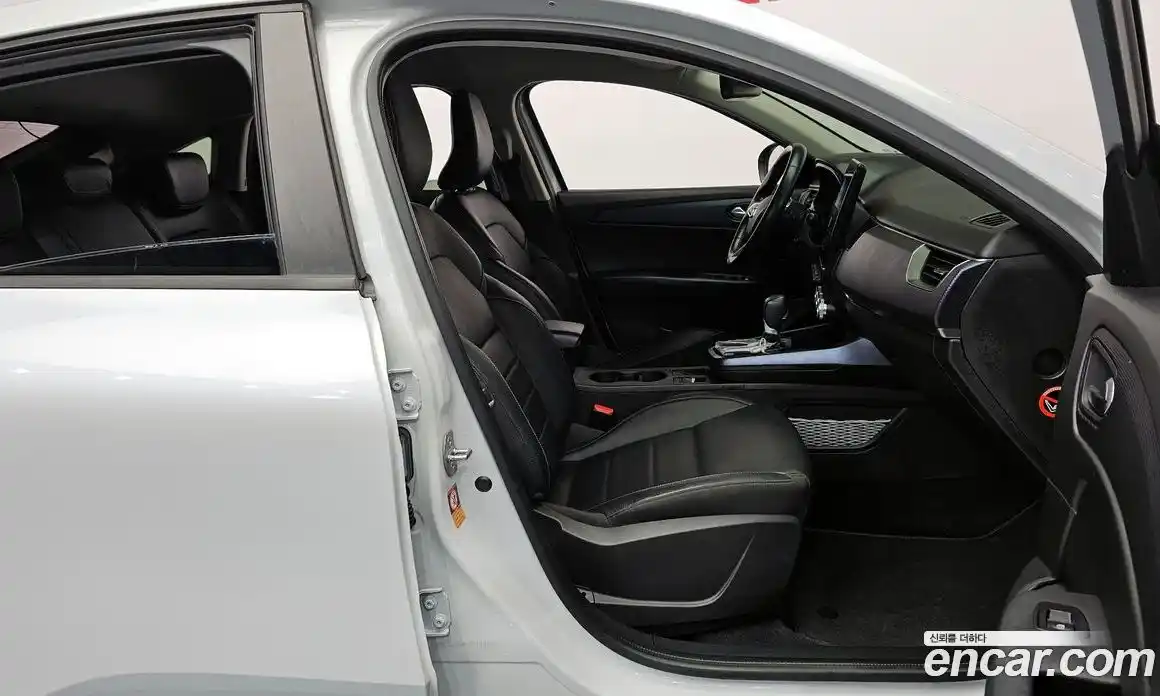 Renault XM3 2020 1.6 Автомат в Москве № 333465, фото 16