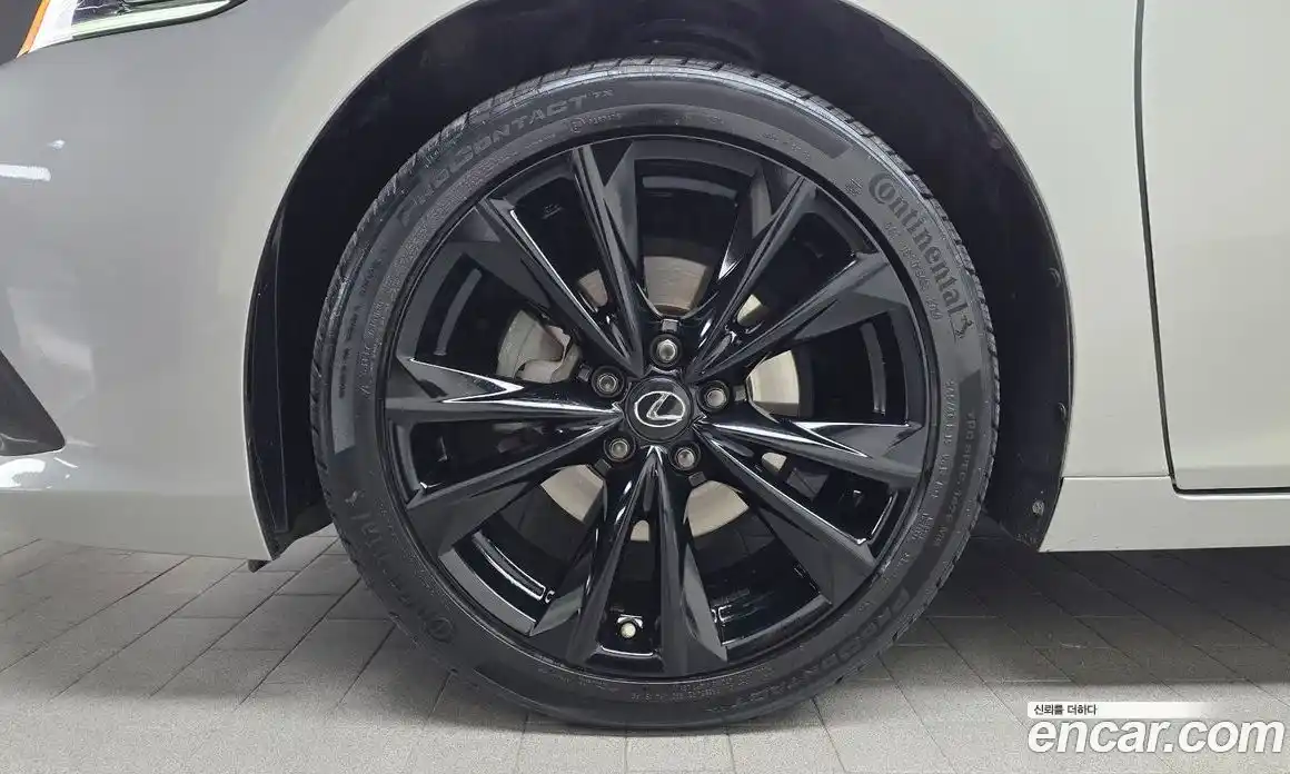 Lexus ES 2022 2.5 Автомат в Москве № 334308, фото 17